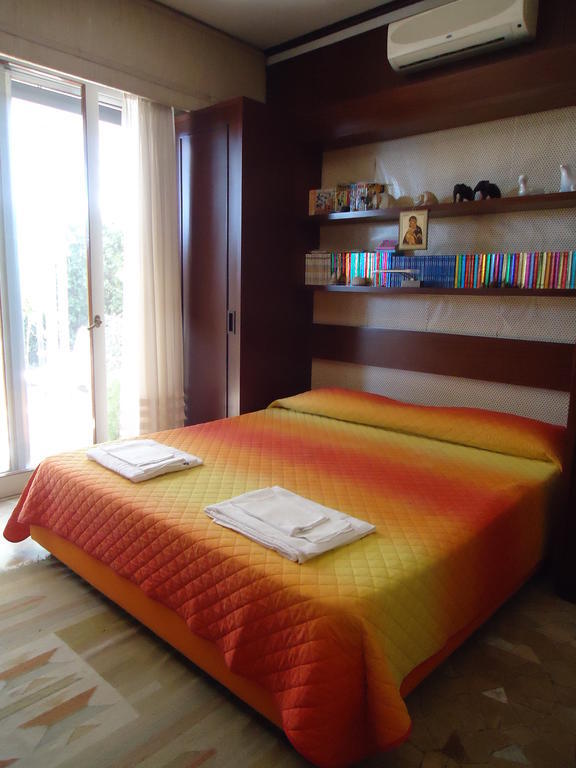 B&B Cottage Dei Consoli Sant'Agata Li Battiati Habitación foto